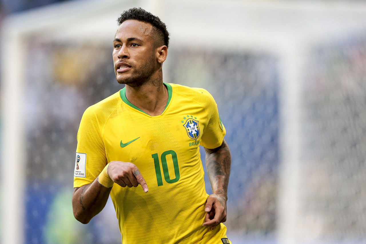 奥纳纳在刚 奥纳纳在刚