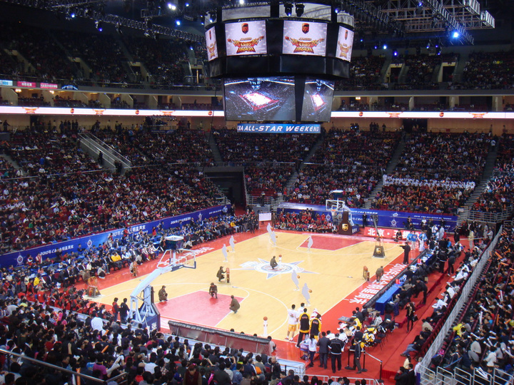 形象背后的 形象背后的